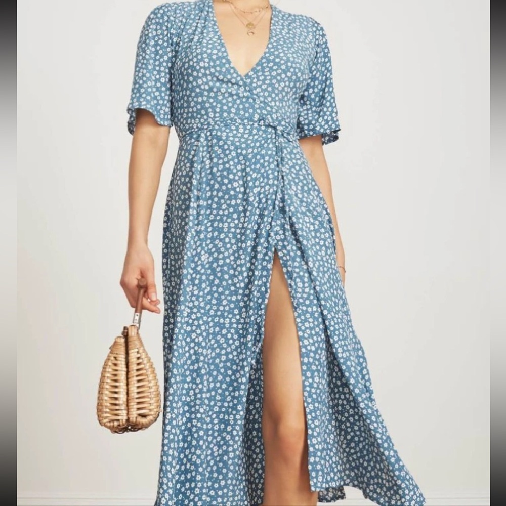 Faithfull The Brand Rivera Wrap Dress Sz 6 Medium Blue Floral Midi Dress